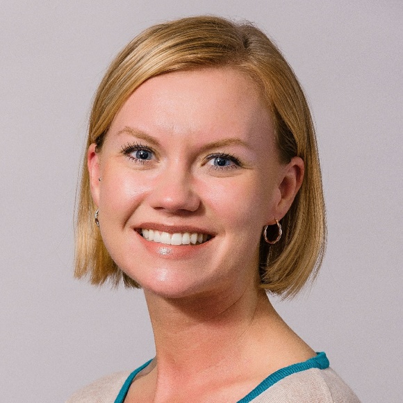 Meet your Posher, Stephanie - Picture 1 of 1